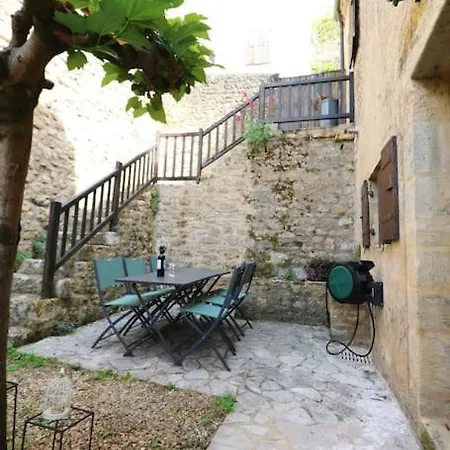 Holiday home Costa Del Porte : Maison De Charme Au Coeur Du Village Classe De Avec Vue***** *