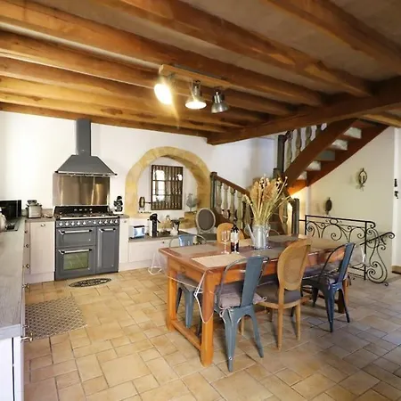 Costa Del Porte : Maison De Charme Au Coeur Du Village Classe De Avec Vue***** Holiday home *