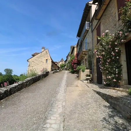 Costa Del Porte : Maison De Charme Au Coeur Du Village Classe De Avec Vue***** Beynac-et-Cazenac